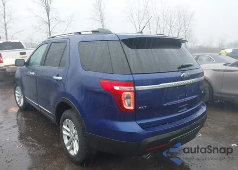2015 Ford Explorer Xlt z USA, uszkodzony, nr VIN 1FM5K8D85FGC48044